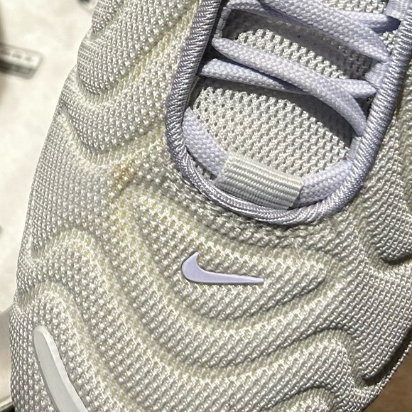 Nike Air Max 720 - Picture 9 of 10
